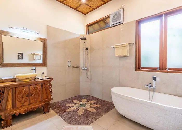 Exotica Villa *